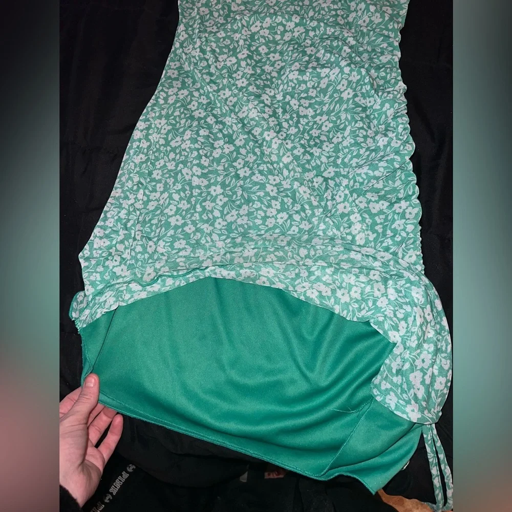 DRESS BUNDLE - Picture 5 of 7